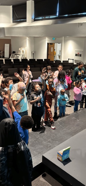 imgi_22_Points-of-Light-Oakland-Saturday-Mornings-02-rcsx8wjrd8e4w8qlut9weepitb0xn6xhqy3cxrtnqc